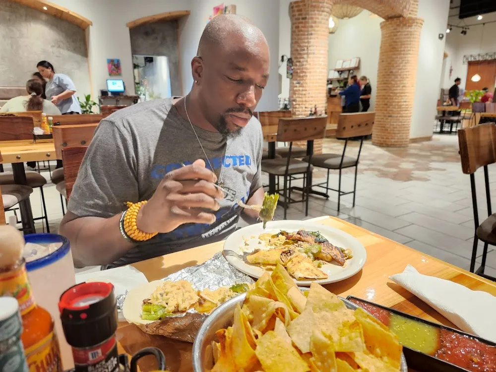 Morning Buffet w Pink Lemonade